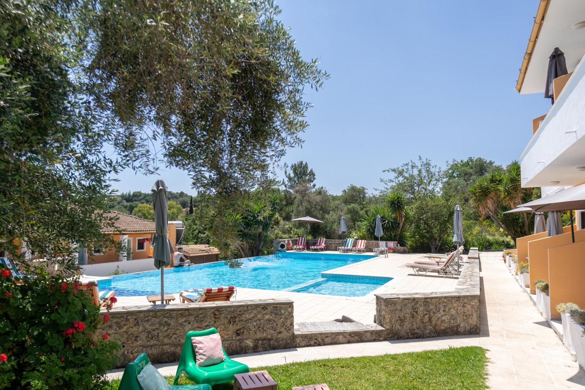 אפרטהוטל דאסיה Little Corfu מראה חיצוני תמונה